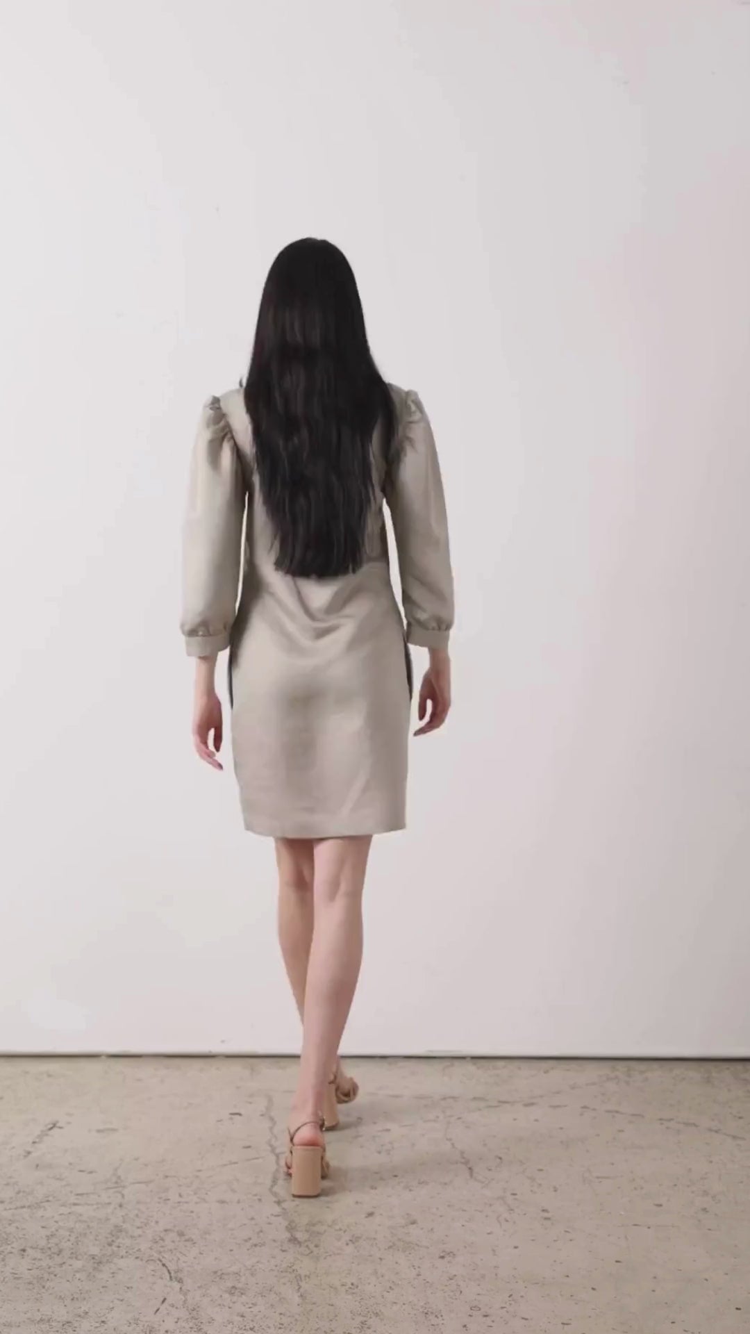 Long Sleeve Puff Dress in TENCEL™ & Linen